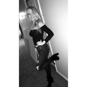 Meet your Posher, Breanna marie